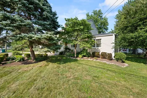 1222 South Somonauk Street Sycamore IL 60178