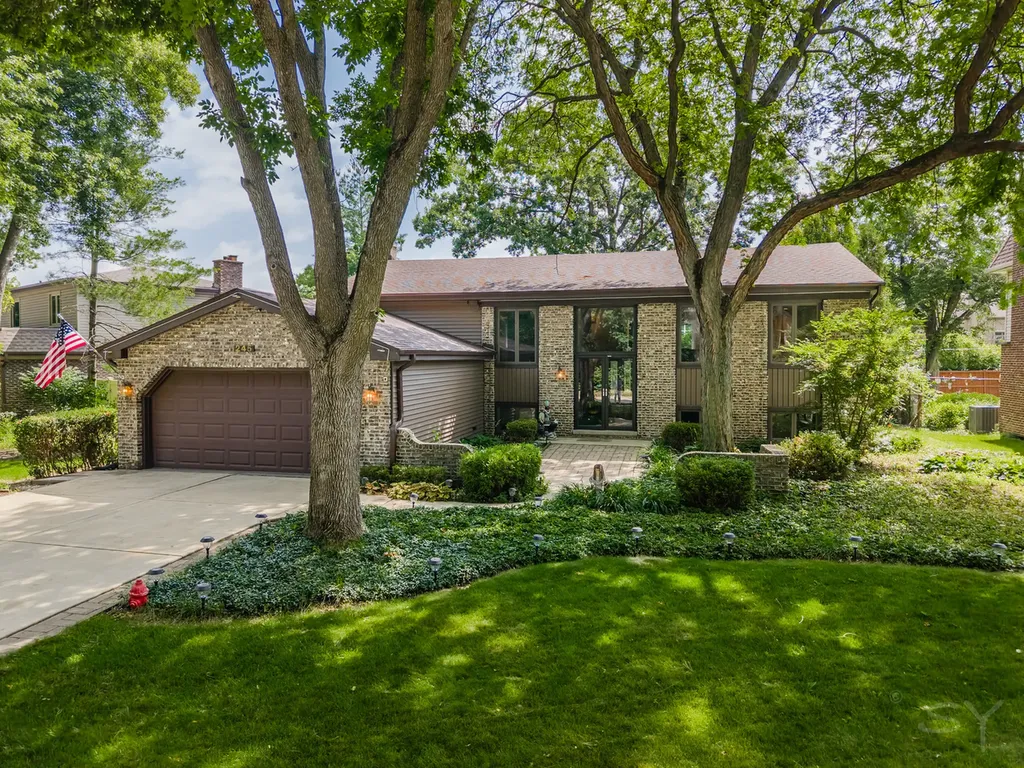 245 Montclare Lane Wood Dale IL 60191