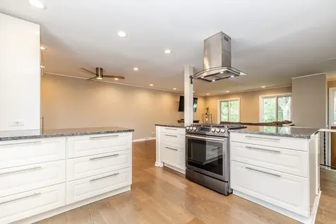 245 Montclare Lane Wood Dale IL 60191