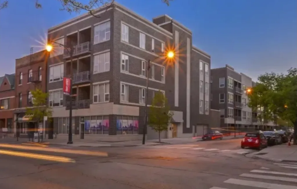 4 North Aberdeen Street Chicago IL 60607