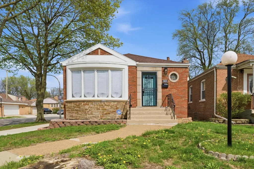 8801 South Clyde Avenue Chicago IL 60617