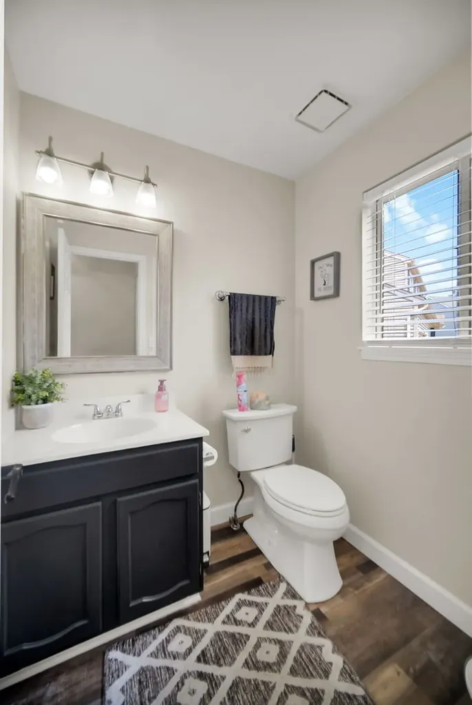 4245 Peartree Drive Lake In The Hills IL 60156