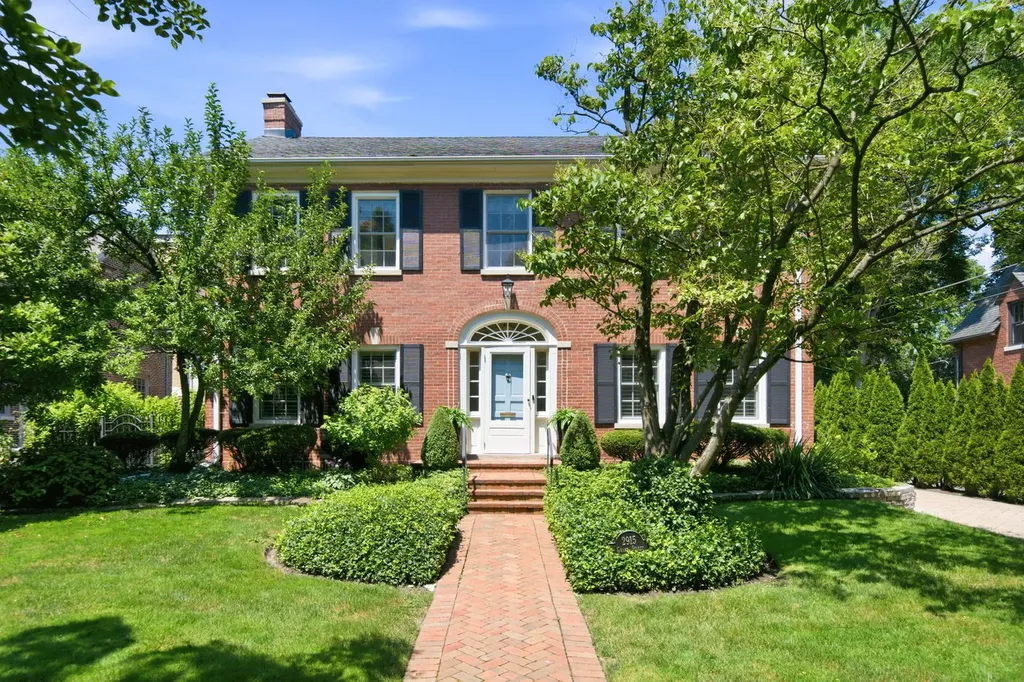 2915 Grant Street Evanston IL 60201