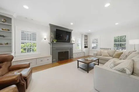 2915 Grant Street Evanston IL 60201