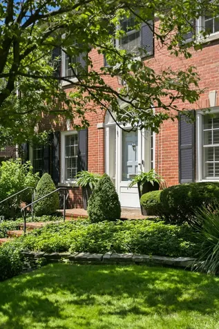 2915 Grant Street Evanston IL 60201