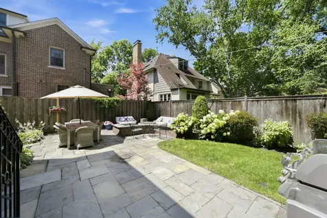 2915 Grant Street Evanston IL 60201