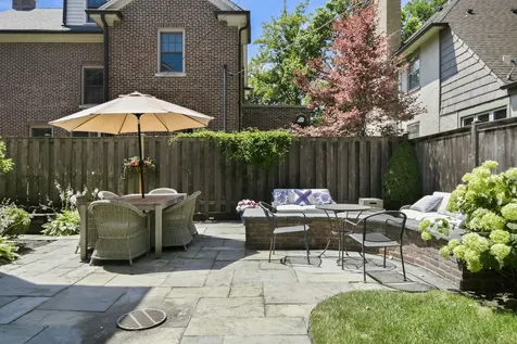 2915 Grant Street Evanston IL 60201