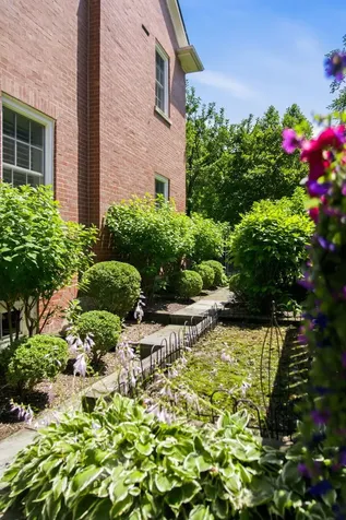 2915 Grant Street Evanston IL 60201