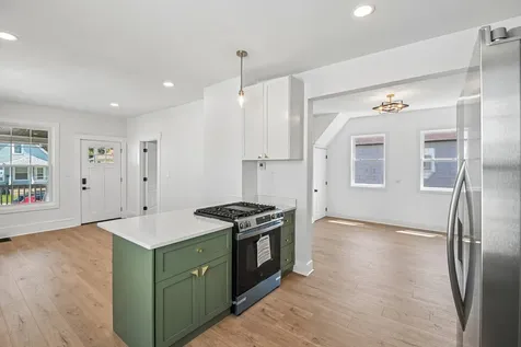 411 Leach Avenue Joliet IL 60432
