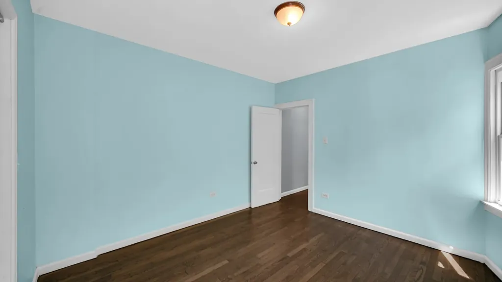 10001 South Wentworth Avenue Chicago IL 60628