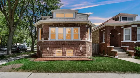 10001 South Wentworth Avenue Chicago IL 60628