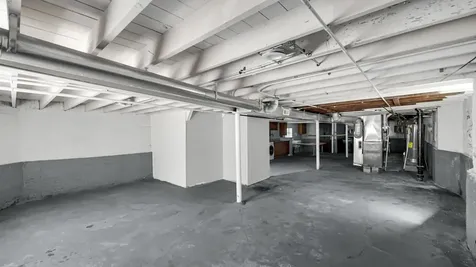 10001 South Wentworth Avenue Chicago IL 60628