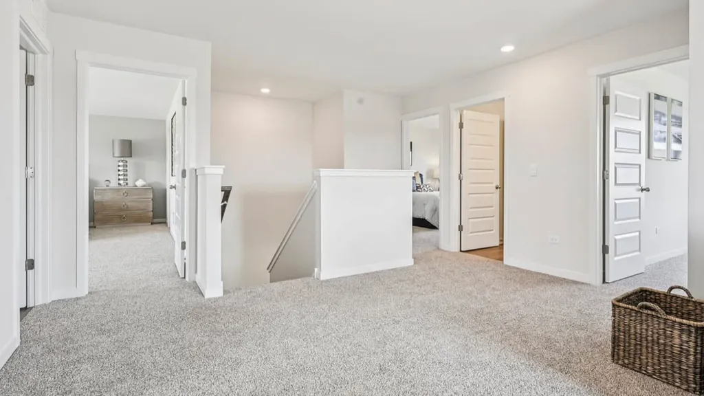 1858 Keating Drive Aurora IL 60503