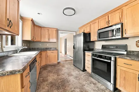 727 East Jackson Street Morris IL 60450