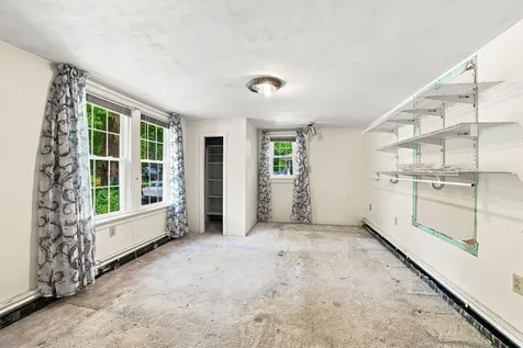 727 East Jackson Street Morris IL 60450