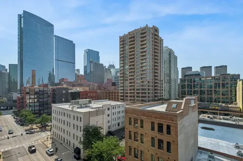 616 West Fulton Street Chicago IL 60661