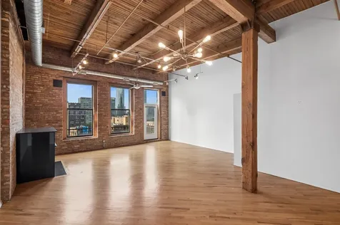 616 West Fulton Street Chicago IL 60661