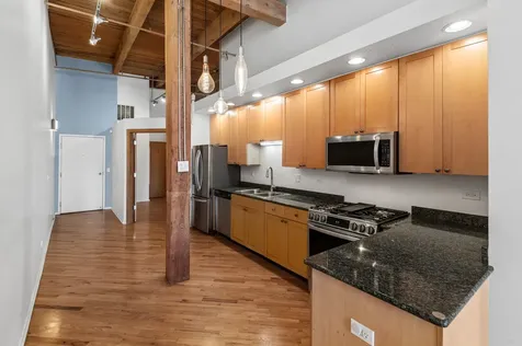 616 West Fulton Street Chicago IL 60661