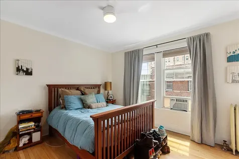 5331 South Cornell Avenue Chicago IL 60615