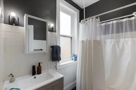 5331 South Cornell Avenue Chicago IL 60615