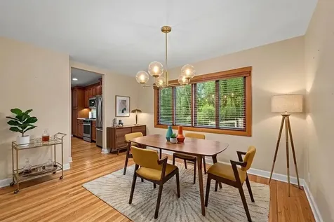 6N329 Fair Oaks Drive St. Charles IL 60175