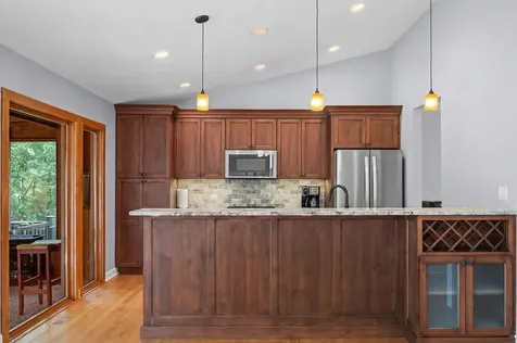 6N329 Fair Oaks Drive St. Charles IL 60175