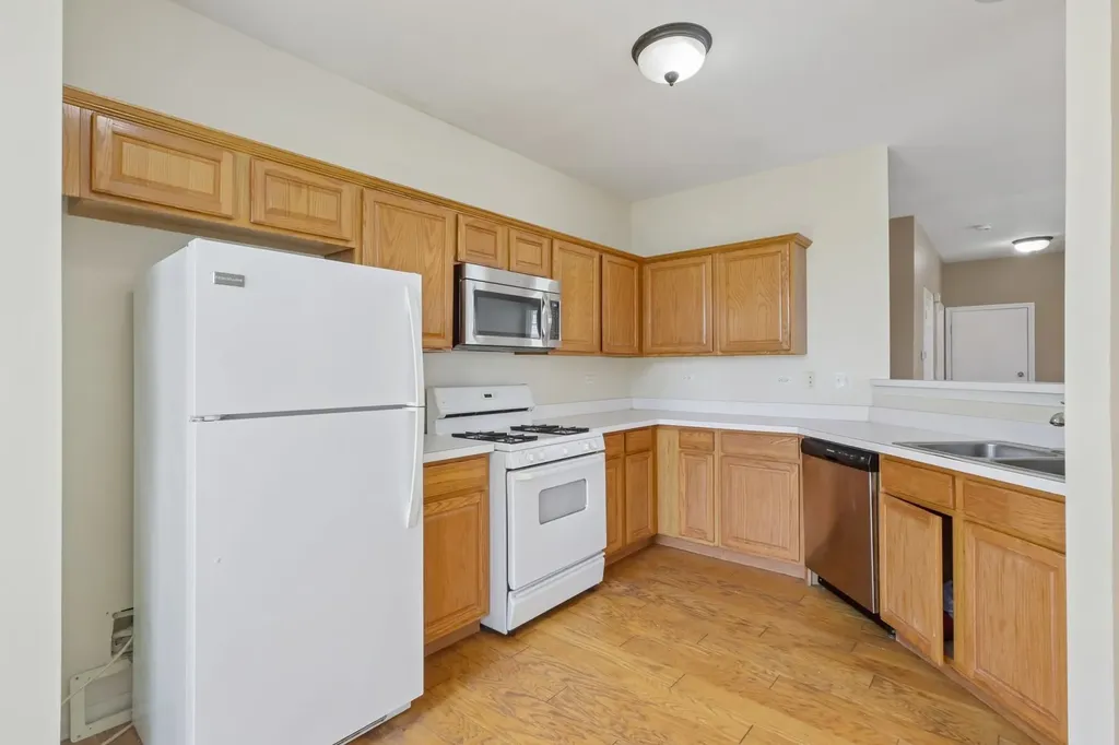 2986 Waters Edge Circle Aurora IL 60504