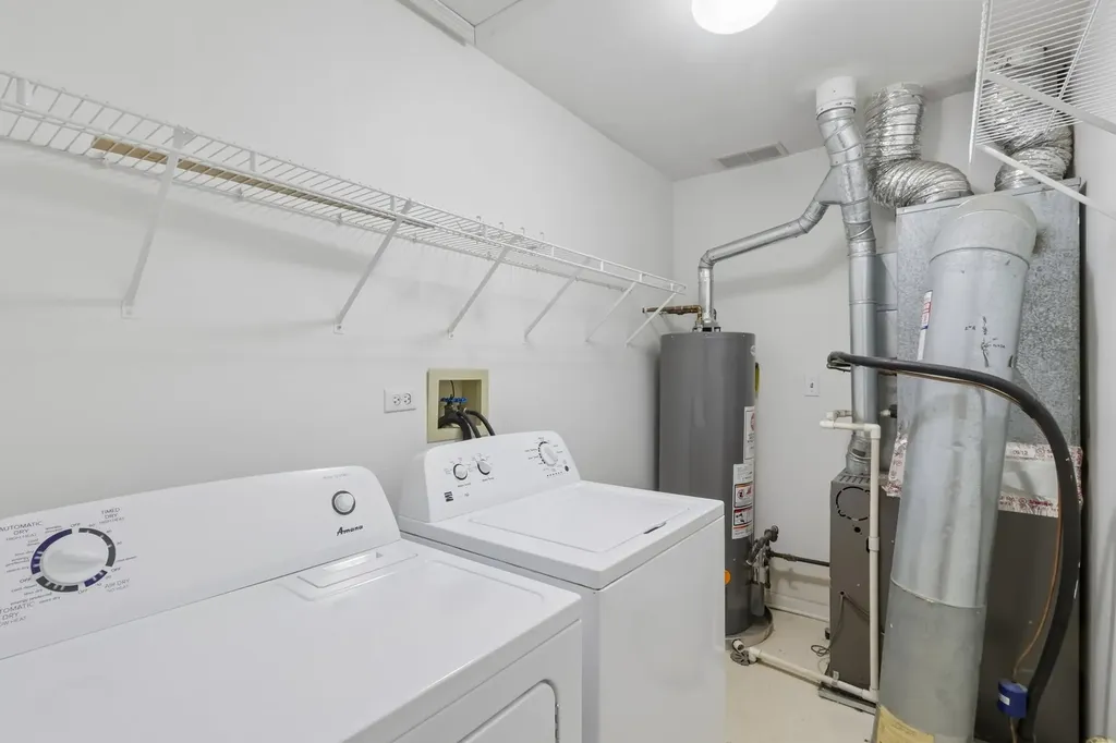 2986 Waters Edge Circle Aurora IL 60504