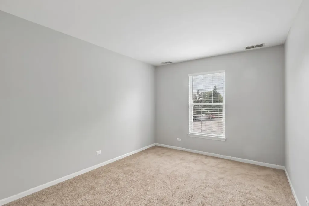 2986 Waters Edge Circle Aurora IL 60504
