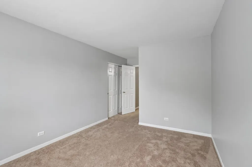2986 Waters Edge Circle Aurora IL 60504