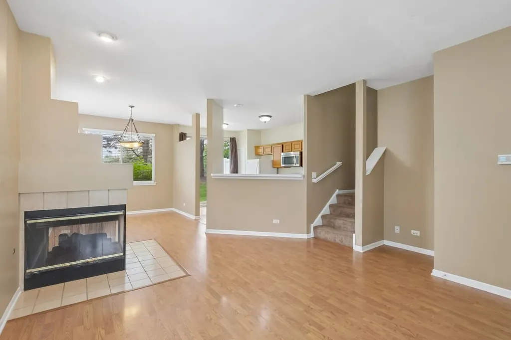 2986 Waters Edge Circle Aurora IL 60504