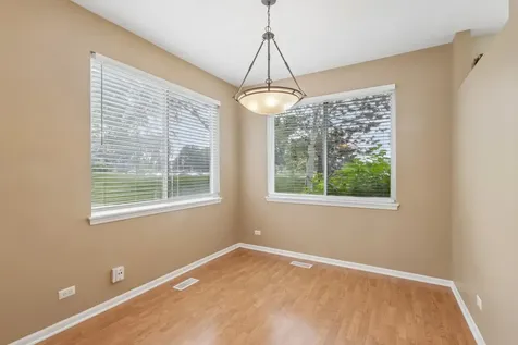 2986 Waters Edge Circle Aurora IL 60504