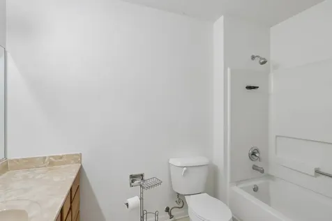 2986 Waters Edge Circle Aurora IL 60504