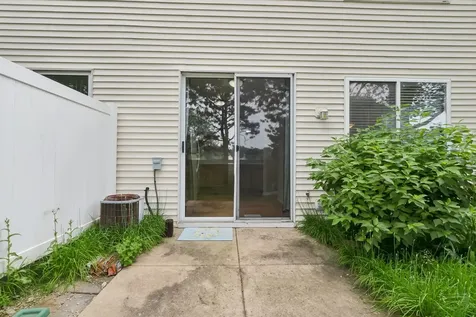 2986 Waters Edge Circle Aurora IL 60504