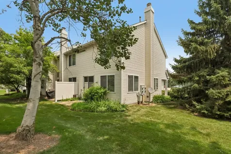2986 Waters Edge Circle Aurora IL 60504