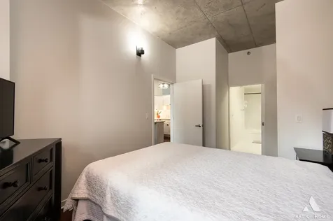 235 West Van Buren Street Chicago IL 60607
