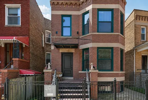 3023 West Wellington Avenue Chicago IL 60618
