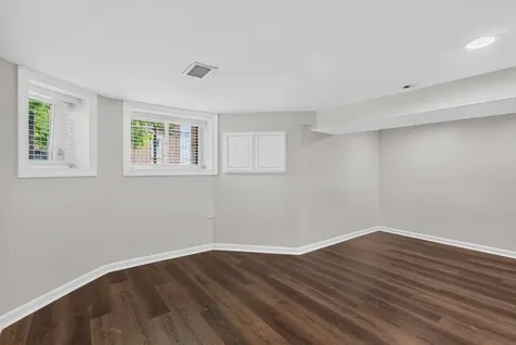 3023 West Wellington Avenue Chicago IL 60618