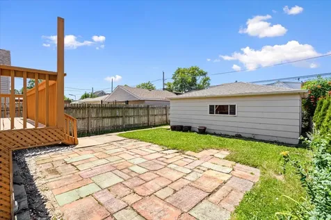 2114 North 74th Avenue Elmwood Park IL 60707