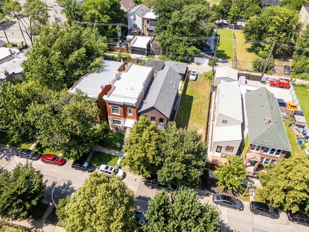 2832 West Wilcox Street Chicago IL 60612