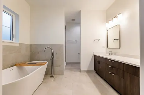 2832 West Wilcox Street Chicago IL 60612
