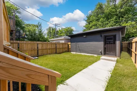 2832 West Wilcox Street Chicago IL 60612