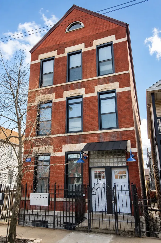 2117 West 18th Street Chicago IL 60608