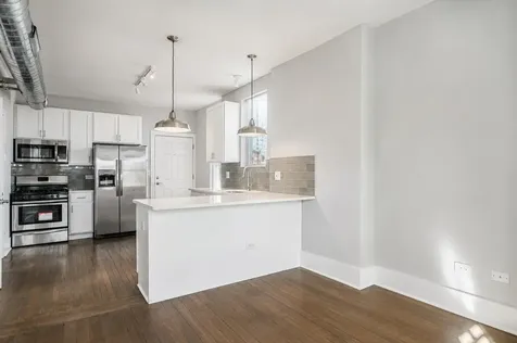 2117 West 18th Street Chicago IL 60608