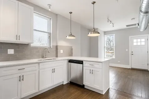 2117 West 18th Street Chicago IL 60608