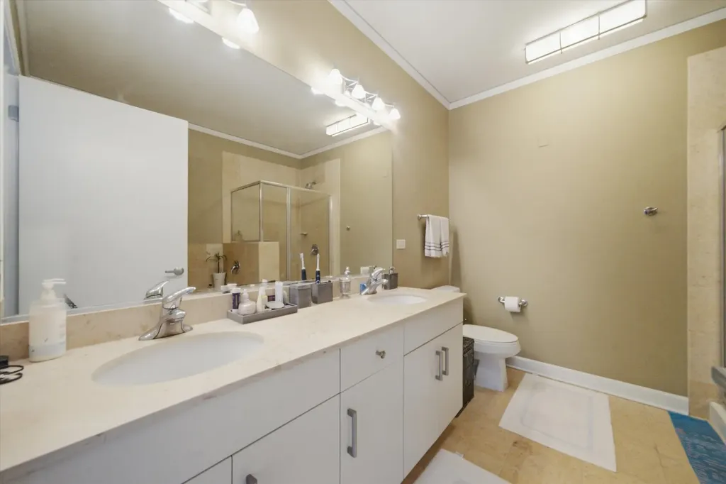 201 North Westshore Drive Chicago IL 60601