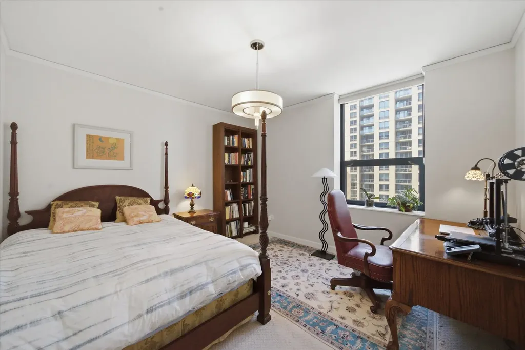 201 North Westshore Drive Chicago IL 60601