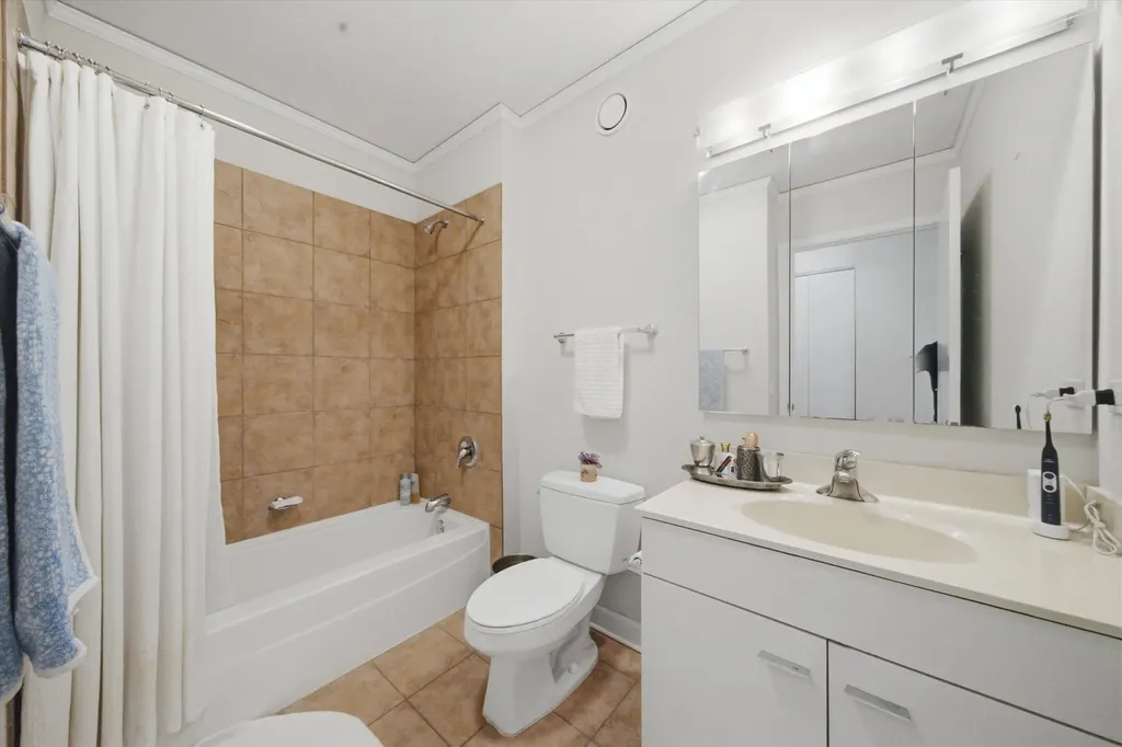 201 North Westshore Drive Chicago IL 60601