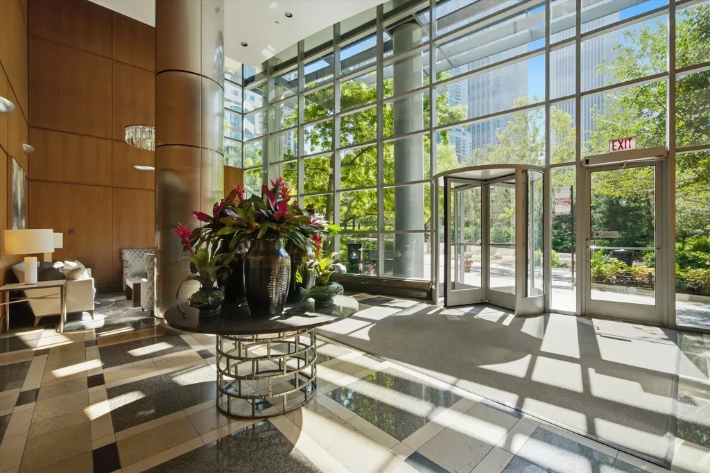 201 North Westshore Drive Chicago IL 60601