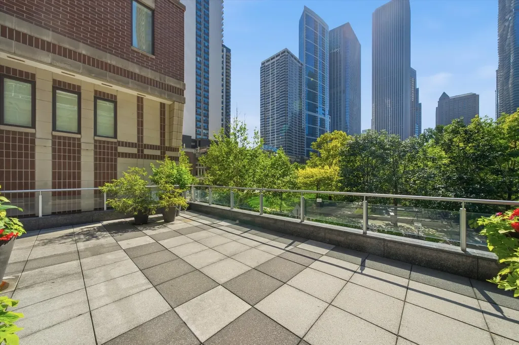 201 North Westshore Drive Chicago IL 60601